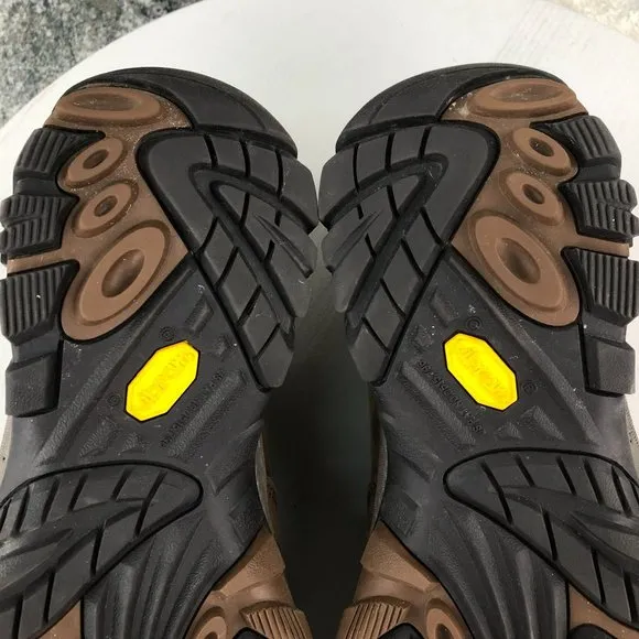 Merrell Men's Size 8 Moab Adventure Moc Brown Leather Outdoor Shoes J91837