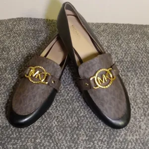 Michael Kors black leather and brown coated canvas women's loafers size …