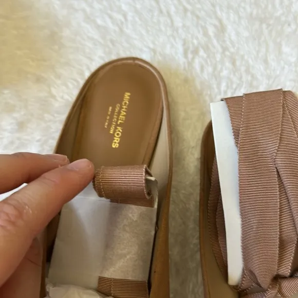 Michael Kors Collection Maren lace up Suede flats