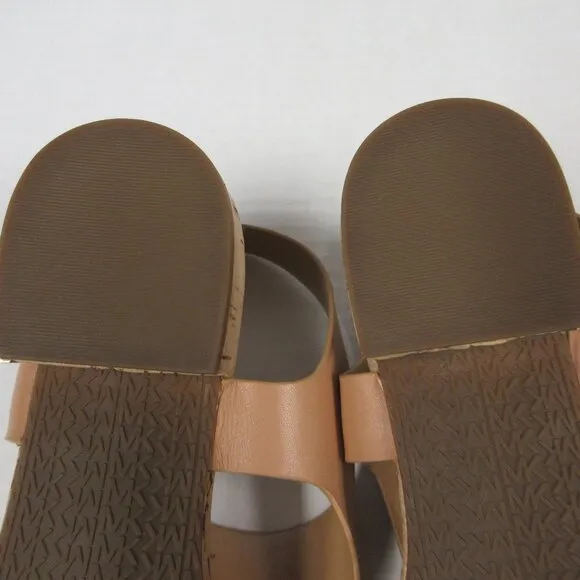 MICHAEL KORS London T-Strap City Sandals Sz 8.5 Brown Beige Leather Thongs Shoes