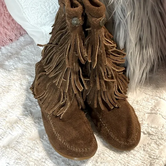Minnetonka Boots Girls 4 Brown Leather Fringe