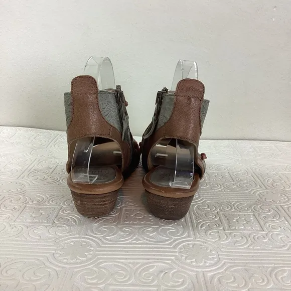 Miz Mooz Gray Brown Leather Open Toe Sandals Boho