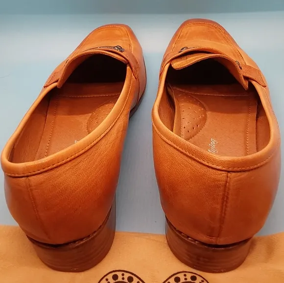 Mona Flying Women's Leather Penny Loafer‎