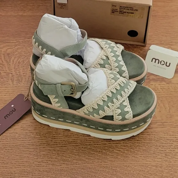 Mou Platform Suede Sandals - sage green