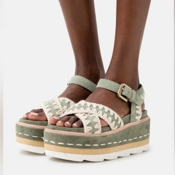 Mou Platform Suede Sandals - sage green