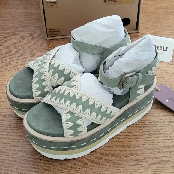 Mou Platform Suede Sandals - sage green