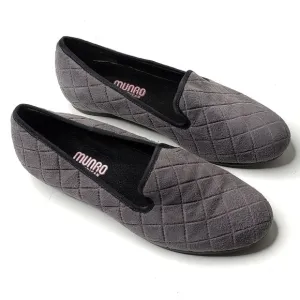 Munro Jerrie Gray Quilted Suede Loafer Flats 7.5 Wide