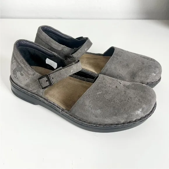 Naot ‘Catania’ Suede Mary Jane Flats