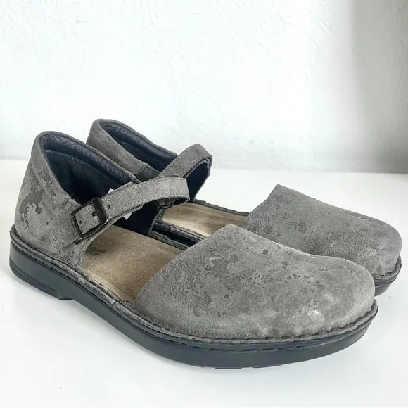 Naot ‘Catania’ Suede Mary Jane Flats