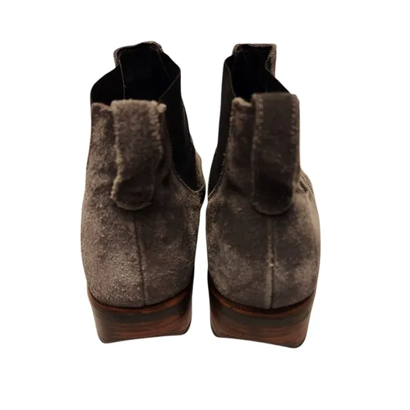 NAOT Ruzgar Gray and Black Suede Chelsea Ankle Boots Sz 41 Women 10