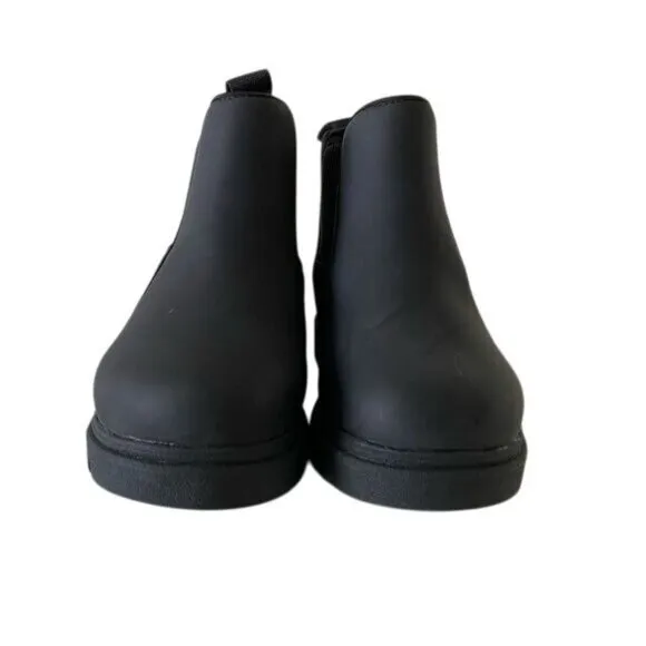 Native Kensington Treklite Boots Kids 10 Black Chelsea Water Resistant NWOT‎
