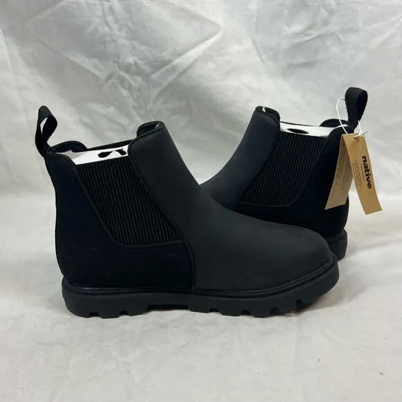 Native Kingston treklite jiffy black Chelsea boots Water Proof  Big Kids NWT
