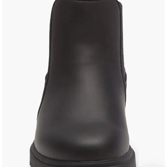 Native Shoes Kensington Treklite Chelsea Boot Size 2