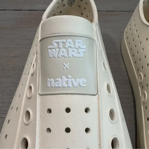 Native x Star Wars Adult Shoes Baby Yoda Grogu Slip On Rubber Slides M9 / W11