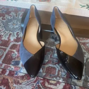 Naturalizer Audra navy patent/suede flats size10