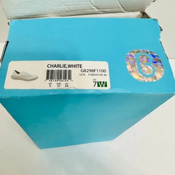 NATURALIZER BZEES CHARLIE WHITE KNITTED SLIP-ON SNEAKERS 7W