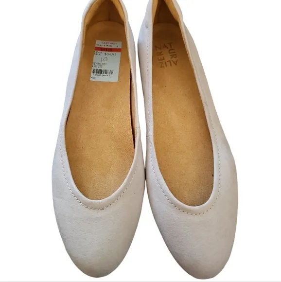 Naturalizer sz 10 light purple lavendar suede like sz 10 new flats SH452