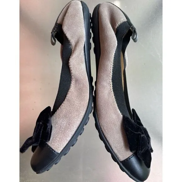 Naturino Suede / Velvet bow flats Size 33 / New No Box