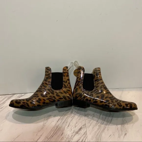New! Aldo Leopard Chelsea Ankle Rain Boots 7