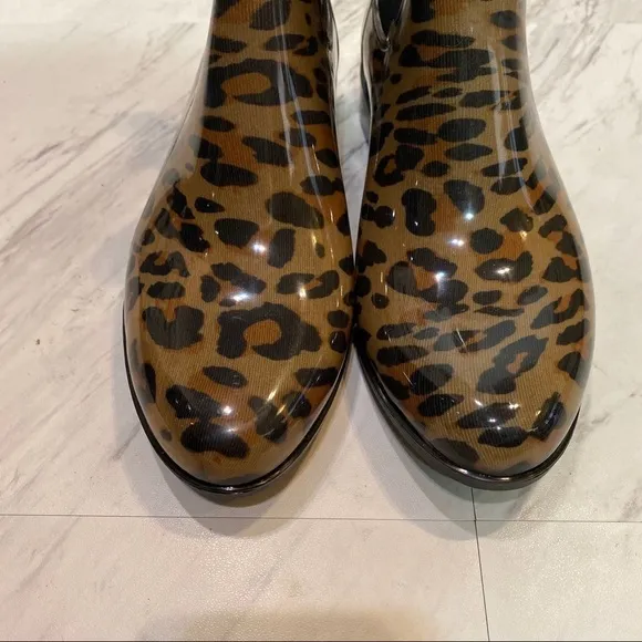 New! Aldo Leopard Chelsea Ankle Rain Boots 7