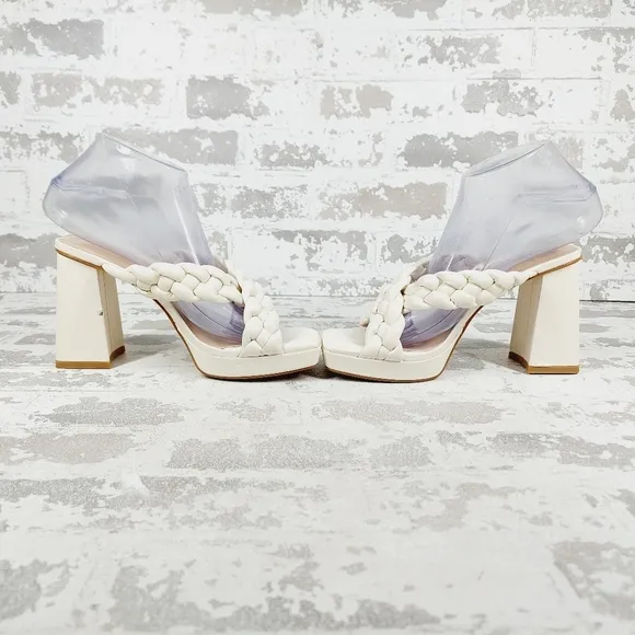 New Anne Klein Aiden White Faux Leather Chunky Platform Block Heel Sandals W60