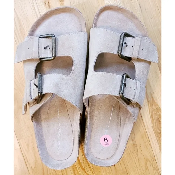 New Anthropologie Free People Intentionally Blank Flatform Sandal Size US 9