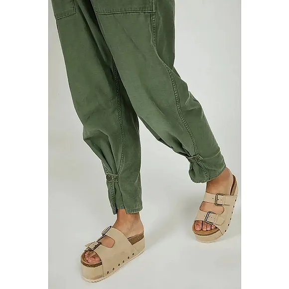 New Anthropologie Free People Intentionally Blank Flatform Sandal Size US 9