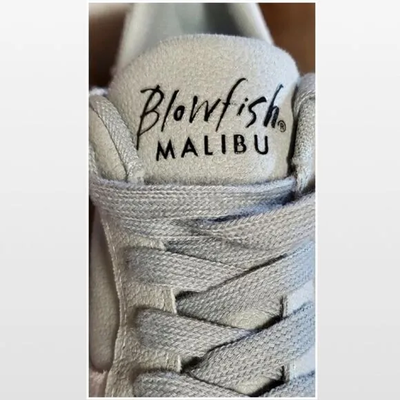 New Blowfish Shoes Womens Sideout Platform Light Grey &amp; Silver Sneakers Size 8.5