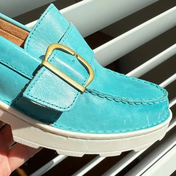 NEW BORN Contessa Turquoise Leather Buckle Platform Loafer Women’s Size 11M