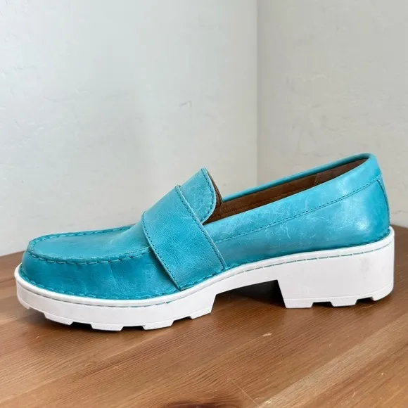 NEW BORN Contessa Turquoise Leather Buckle Platform Loafer Women’s Size 11M