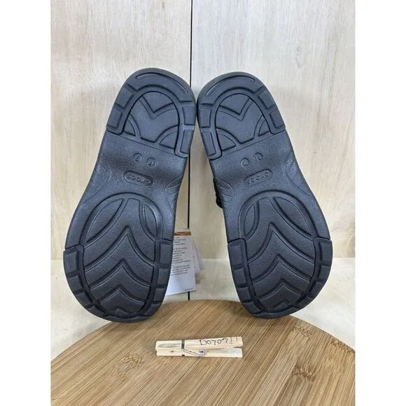 NEW Crocs Yukon Fisherman Black Leather Closed Toe Sandal Mens Size 7 Womens 8.5