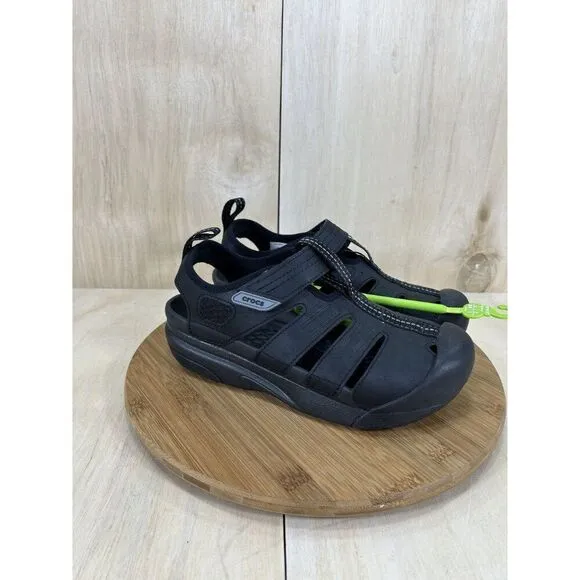 NEW Crocs Yukon Fisherman Black Leather Closed Toe Sandal Mens Size 7 Womens 8.5