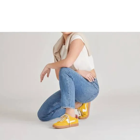 NEW DOLCE VITA women's notice sneakers in mustard suede