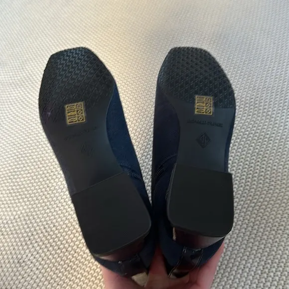 NEW Donald Pliner Navy Suede Booties