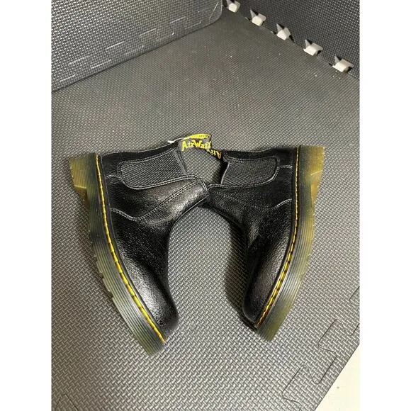 NEW Dr. Martens Black Crinkle Metallic Chelsea Boots Girls Junior Size‎ 1