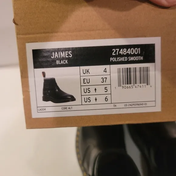 New Dr Martens Jaimes Black Leather  Chelsea Boots Size M5/W6