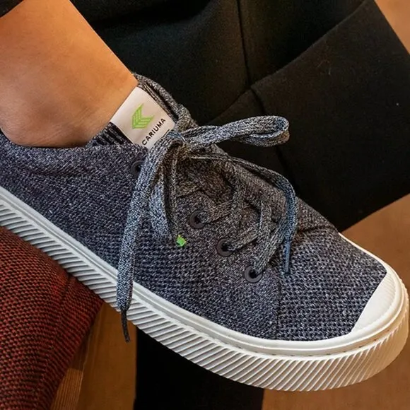 new  Eco-Friendly Cariuma IBI low Sneaker  2T6