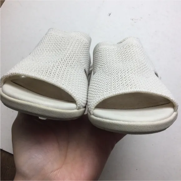 New Eileen Fisher Naja Stretch Knit Block Heel Cream Mule Sandals Size 9.5