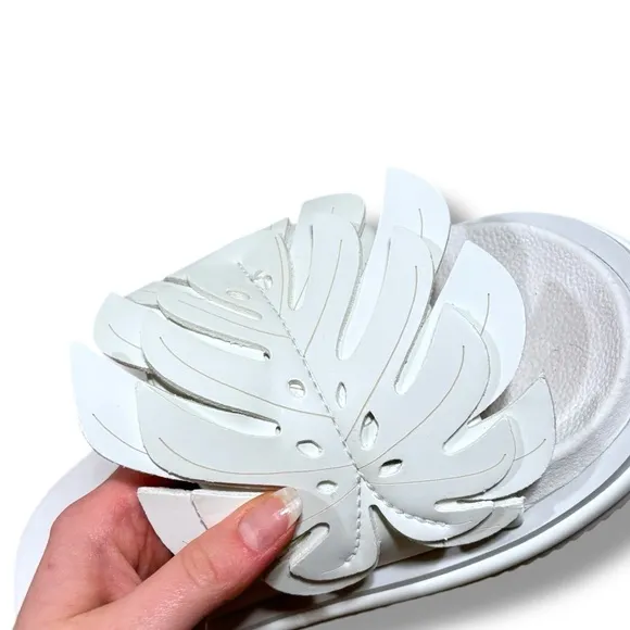 NEW Farm Rio Monstera Leaf Sandal Platform Slides White Adjustable Tropical 9