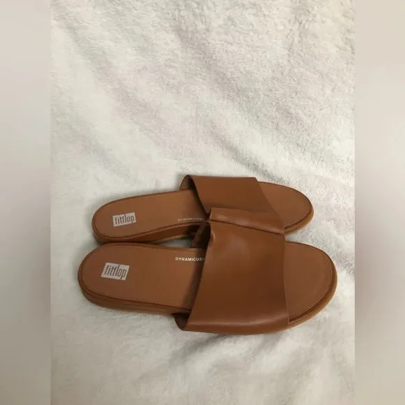 New! Fitflop GRACIE  Leather Slides Size 5 Light Tan