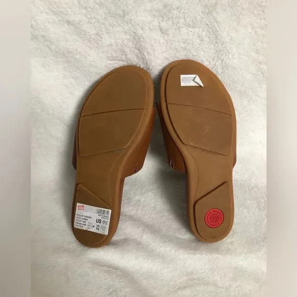 New! Fitflop GRACIE  Leather Slides Size 5 Light Tan