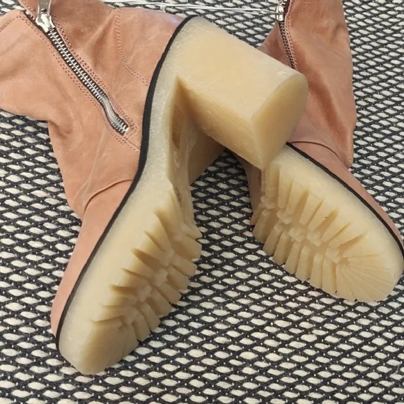 New Free People Jack Zip Brown Tan Ankle Boots with Side Zipper and Heel