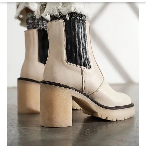 NEW Free people James Chelsea chunky boot white size 9 US heels boots sh…