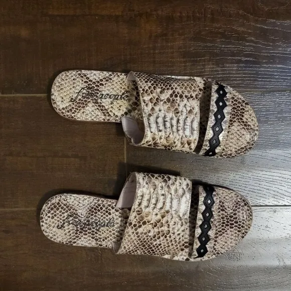 NEW Free People Saturday Slide Sandals Womens 8 Boho Casual Summer Slides