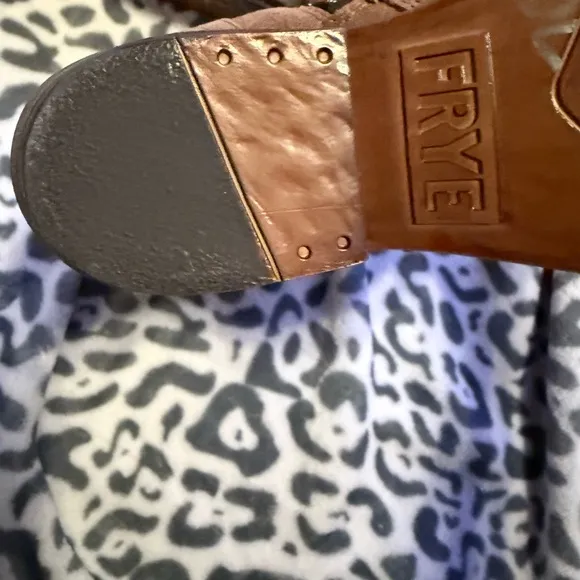New Frye Mera Chelsea Boots
