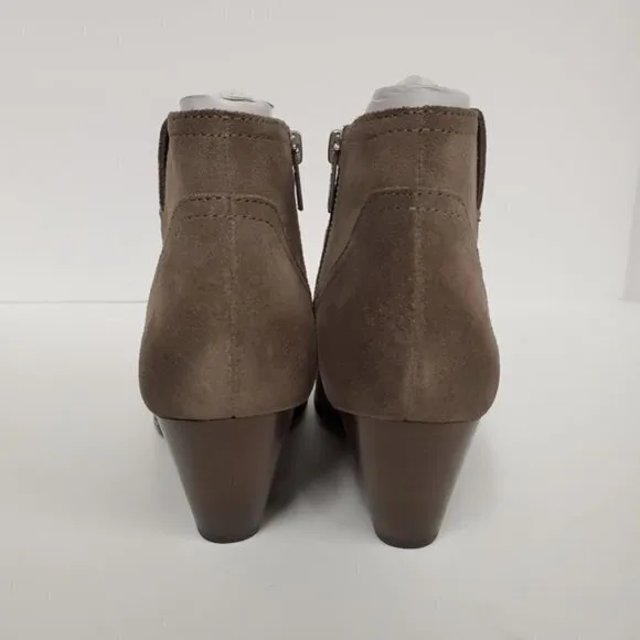 NEW FRYE REINA BOOTIE:TAUPE SUEDE‎ ANKLE BOOTS