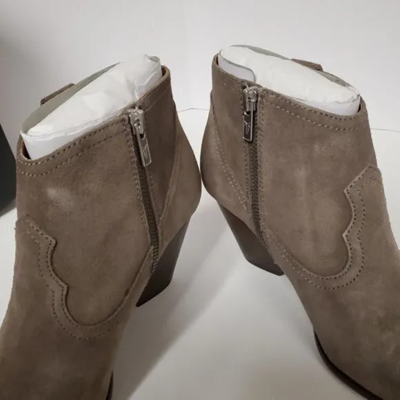NEW FRYE REINA BOOTIE:TAUPE SUEDE‎ ANKLE BOOTS