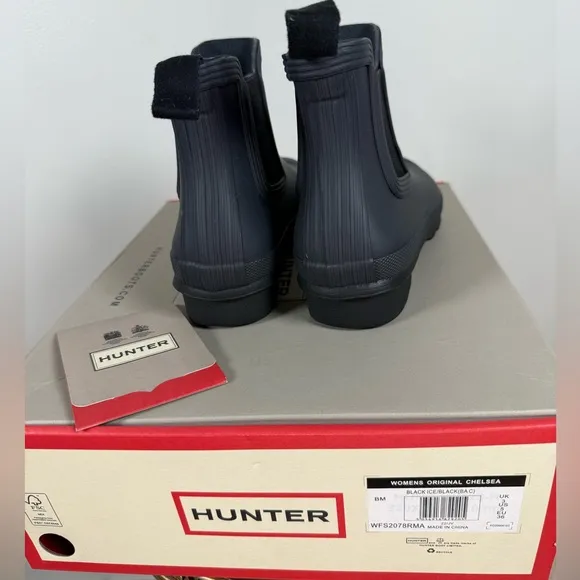 New in box HUNTER WOMEN ORIGINAL CHELSEA BOOTS BRAND NEW IN BOX