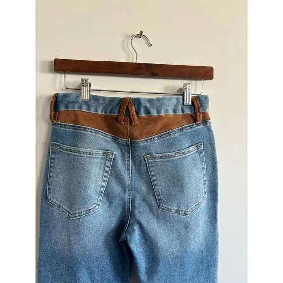 New item (March 31st, 2025 at 4:29 PM)