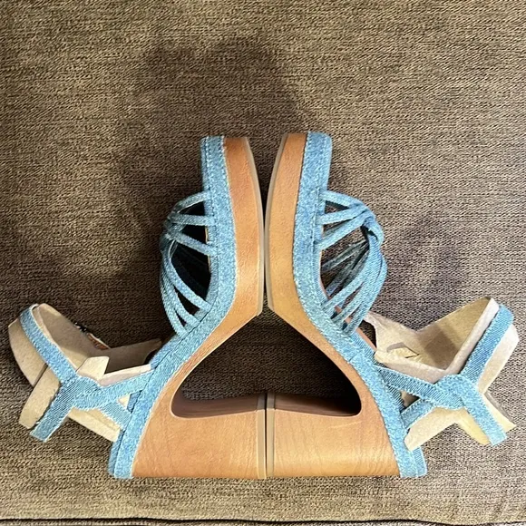 New Lucky Brand Women's Ismene Strappy Platform Denim Dress Sandals 6.5